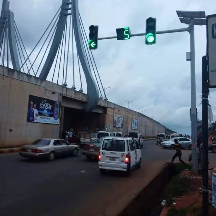 Solar Powered Traffic Signal Light Soution In Nigeria